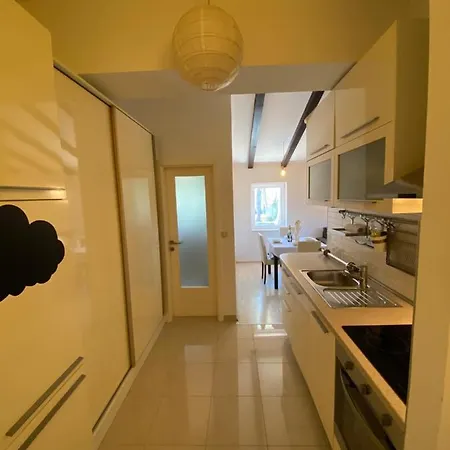 Apartment Sangulin *