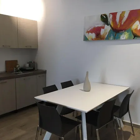 Sangulin Apartment