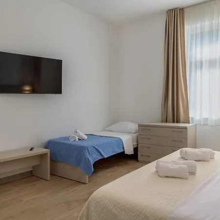 Sangulin Biograd Na Moru